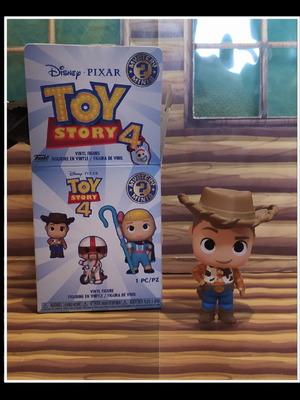 Funko Mystery Mini Toy Story 4 Woody new