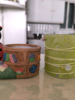 Children's pencil holders like new, set of 2 pieces