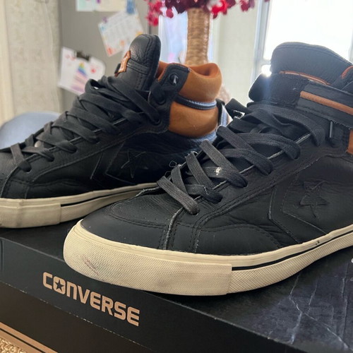 Converse Cons Leather sneakers like new, size 46, blue and black