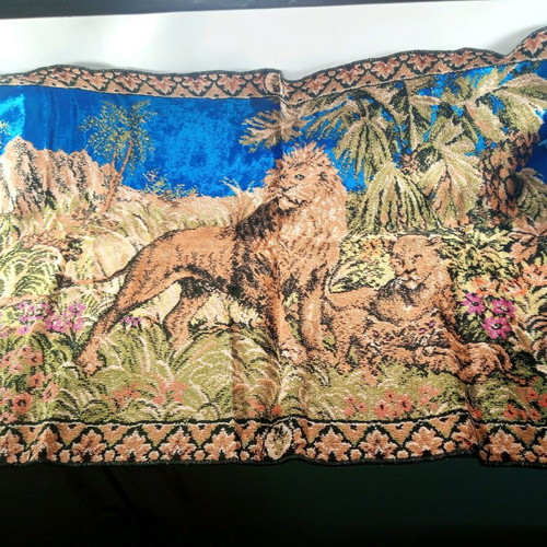Wall tapestry rug with lion scene in savanna, like new