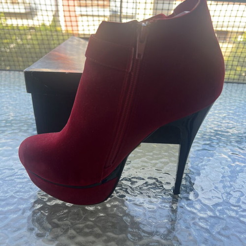 Red velvet high ankle boots size 40