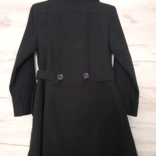 Black coat like new, fitted at bust and waist, size S
