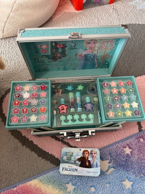 Βαλιτσάκι μακιγιάζ Lip Smacker Frozen σαν καινούργιο