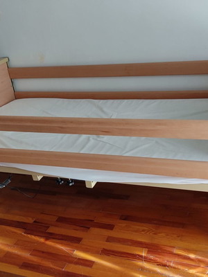 Νοσοκομειακό ηλεκτρικό κρεβάτι πολύσπαστο Trento II μεταχειρισμένο