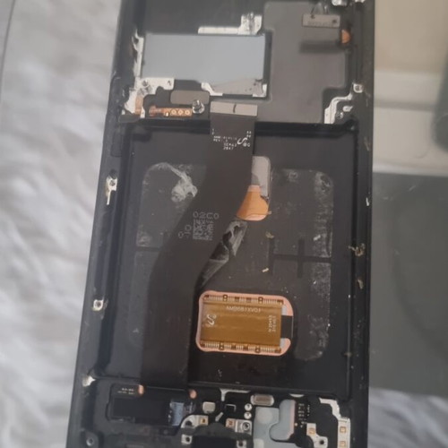 Samsung S21 Ultra screen with line and black spot, used