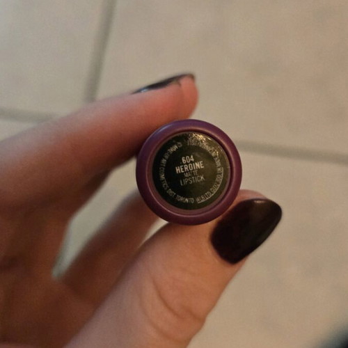 Mac Lipstick 604 Heroine like new