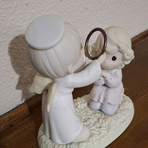 Precious Moments You Deserve a Halo – Thank You figure like new, Enesco 1995