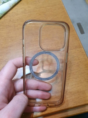 iPhone 15 pro case like new, genuine