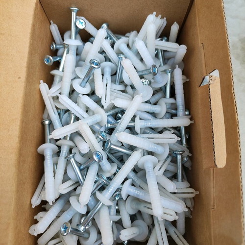 6/40 branded drywall anchors, 200 pcs sealed box