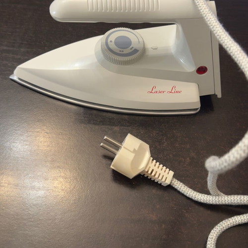 Clothes iron new