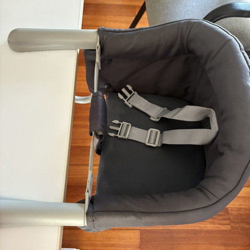Inglesina Portable Folding Baby Feeding Chair like new