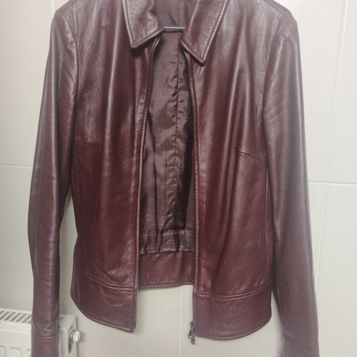 Leather jacket made in Italy like new, burgundy