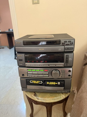 Aiwa Z-R700 sound system CD used