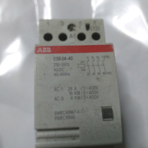 Single-phase voltage monitor with power relay slightly used