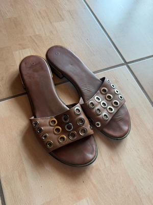 Tommy Hilfiger sandals used, size 38, brown leather
