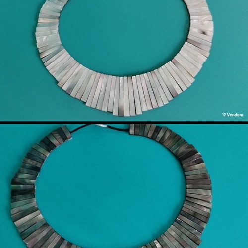 Statement necklace with double-sided natural mother of pearl