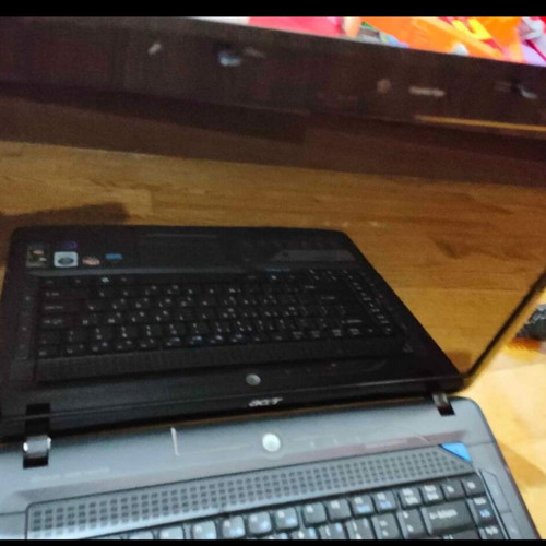 Acer Aspire 5530 series laptop used, for parts, needs power supply