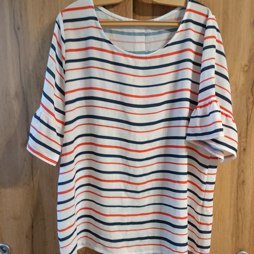 Silk summer blouse like new, white and red, XXL