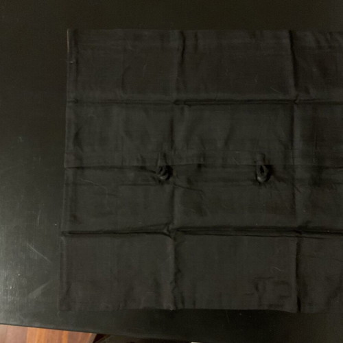 Chinese silk pillow cases like new, set of 2 pieces 45x45