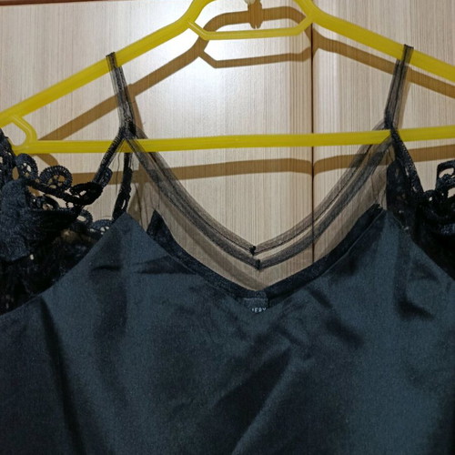 Emery Rose satin blouse M new, black with lace