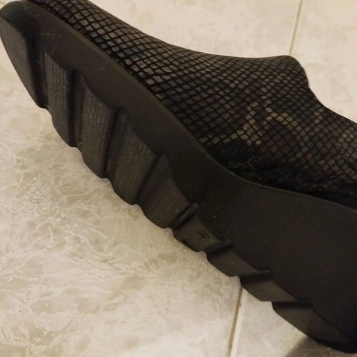Toni Pons black leather platform shoes new size 38