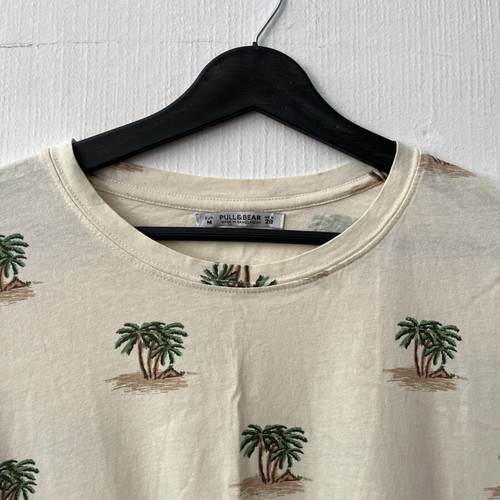 Pull & Bear top size M beige like new