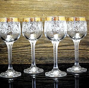 Τέσσερα κρυστάλλινα ποτήρια του λικέρ από την Τσεχία, vintage, σε άριστη κατάσταση