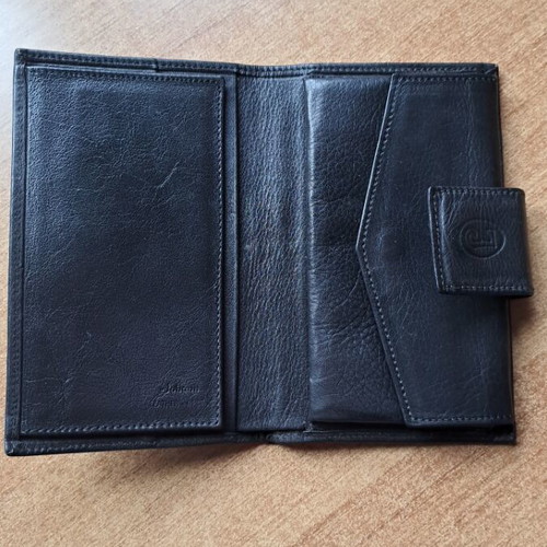 Women's leather wallet like new, grey with burgundy trim