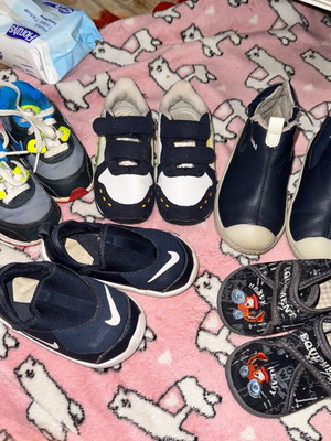 Toddler boy shoes used, set of 5 pairs, various sizes