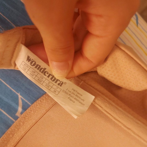 Wonderbra bra 75B like new, beige