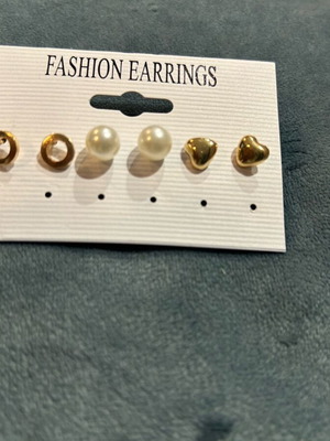 Earring set unused