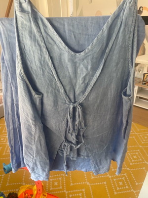 Linen set worn once, turquoise