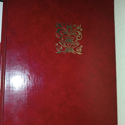 World History of Art set like new, 3 hardcover volumes