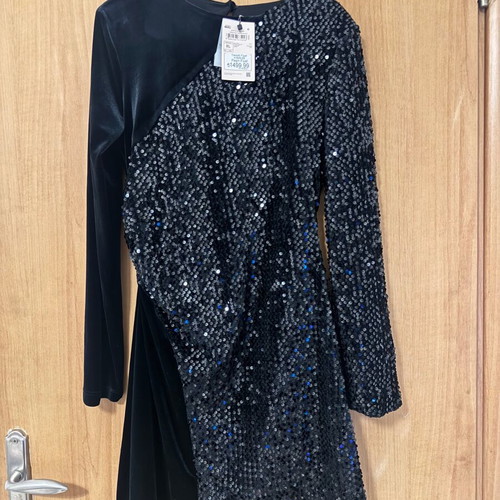 Velvet dress with sequins new, size L