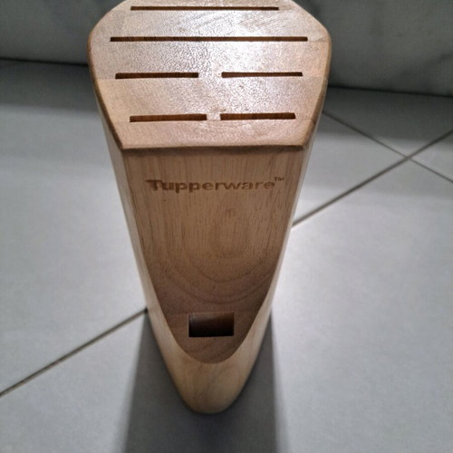 Tupperware knife block new, wooden for 7 knives and scissors