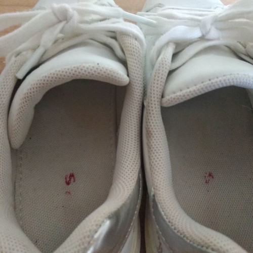 Levi's women's sneakers size 36 used, white