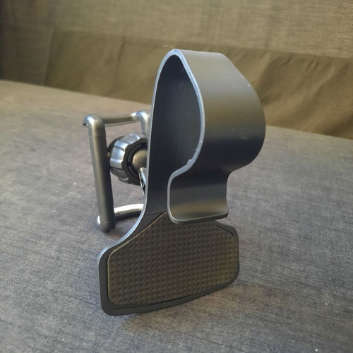 Phone Car Holder like new, adjustable smartphone mount