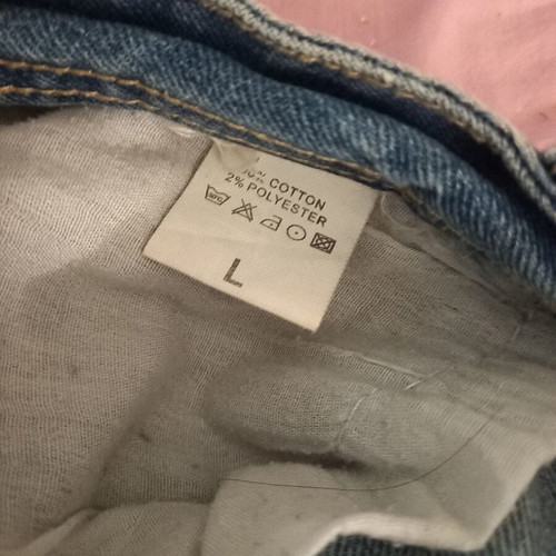 Jean shorts size L like new