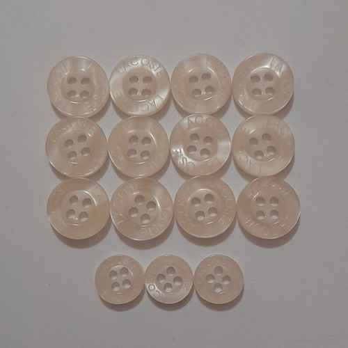 Lacoste button set for shirts, complete 15 pieces, new