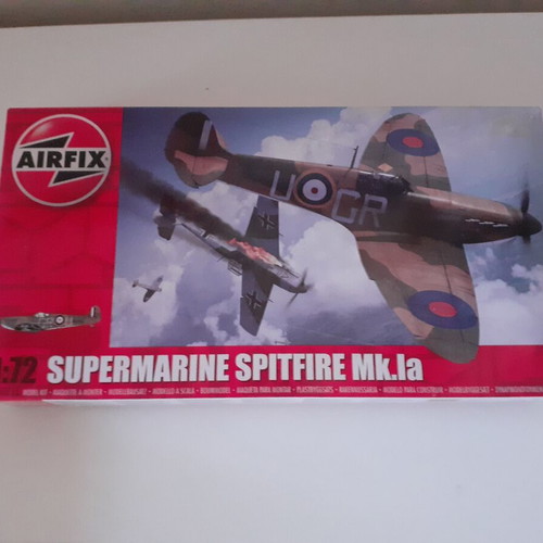 Supermarine Spitfire Mk.La model kit 1:72 new