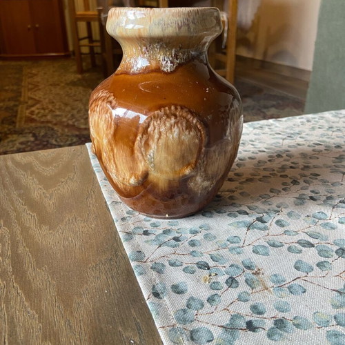 Clay vases used and glass