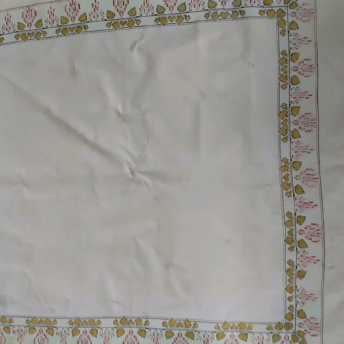 Vintage handmade embroidered tablecloth like new 130x130 cm
