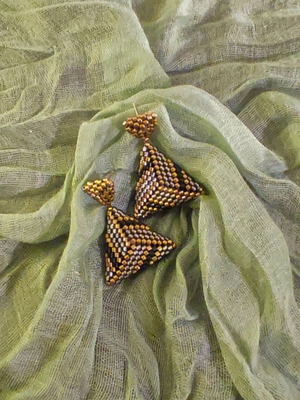 Handmade geometric Miyuki earrings made to order, black and silver