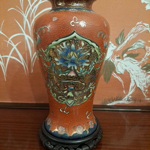 Satsuma porcelain vase used with handmade embossed painting