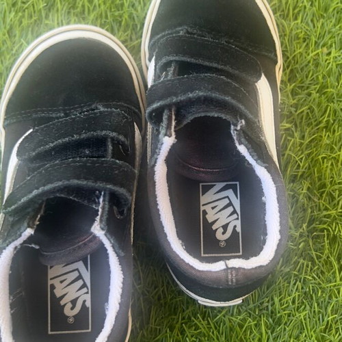 Vans Old Skool V Kids Sneakers used, size 26, black