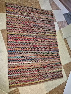 Multicolored knitted rug like new, rectangular 1.50x2.00