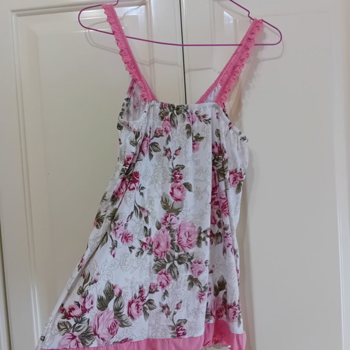 Cootaiya top and shorts set new, medium, white and pink cotton