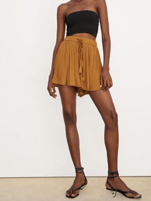 Zara satin airy shorts new, size XS gold