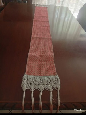 Handmade table runner with embroidery and lace in coral color