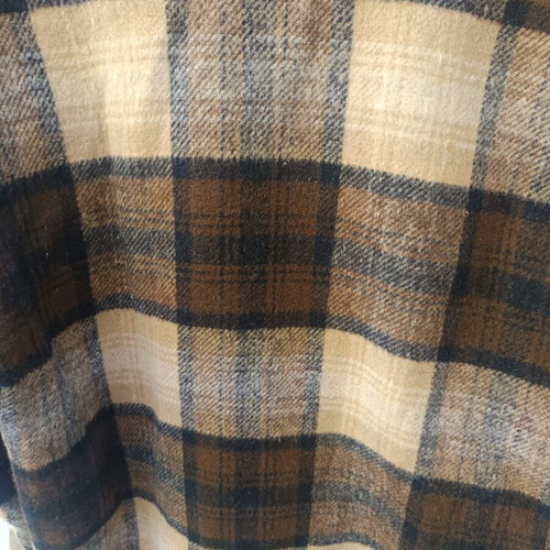Checked coat with front pockets, size S/M, made in Italy, like new
